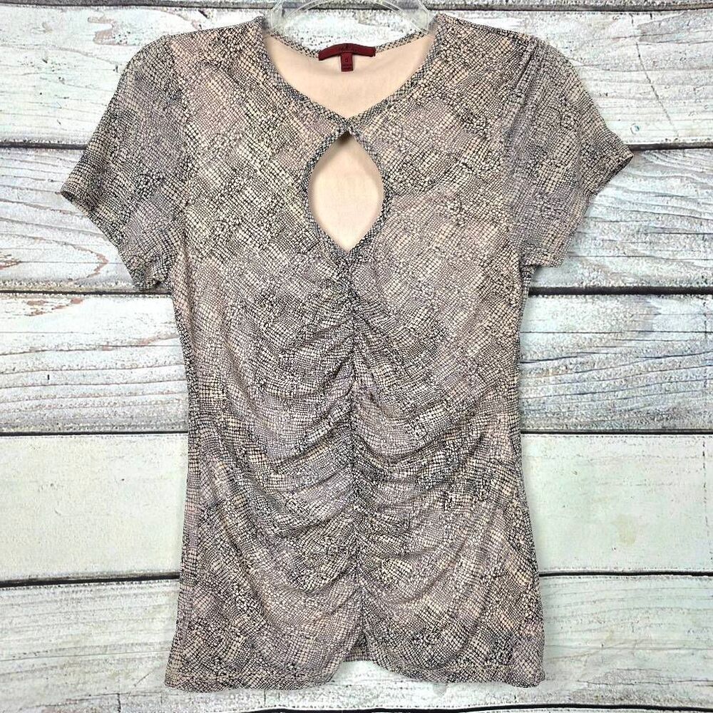 Red by BKE Snakeskin Ruched Keyhole Top Small
